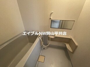 アーバンハイツ松新ⅠC棟の物件内観写真